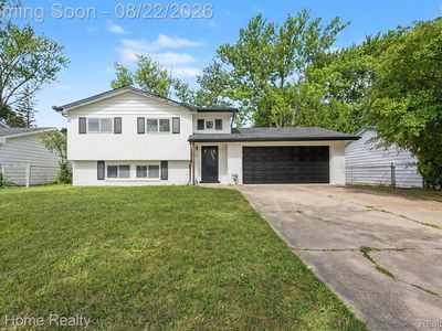Property at 720 Jamestown Rd, Auburn Hills, MI