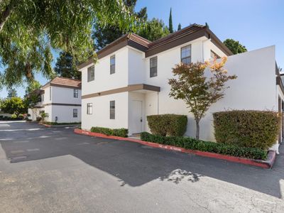101 E Middlefield Rd APT 5