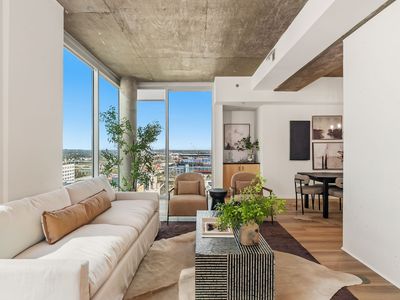 415 Church St APT 1801