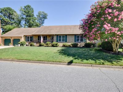 1305 Forest Point Dr