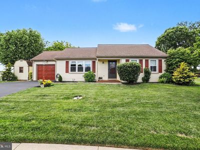 330 Dogwood Ln