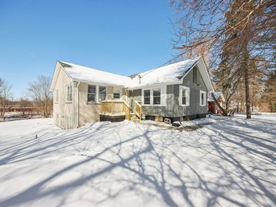 42088 N Old Lake Ave