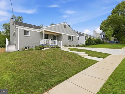 2713 Navarre Dr
