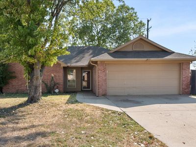 1212 Charles Dr