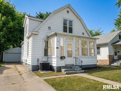 1509 N Michigan Ave
