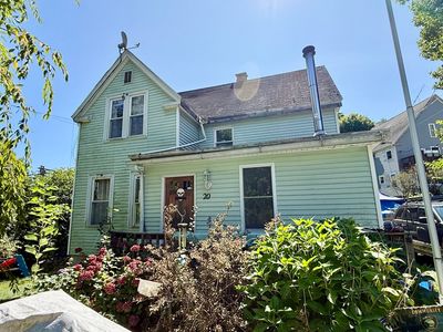 20 Bridge St