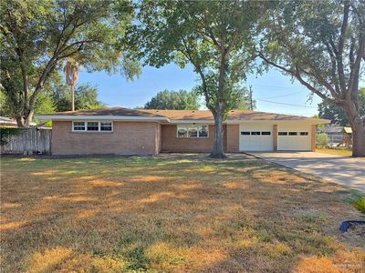 1613 Fern Ave