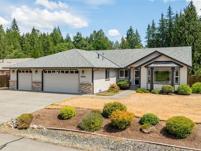 25813 44th Avenue NE
