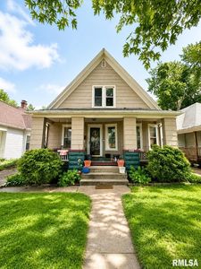 400 S Adelia Rd