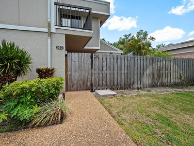 620 Commodore Drive