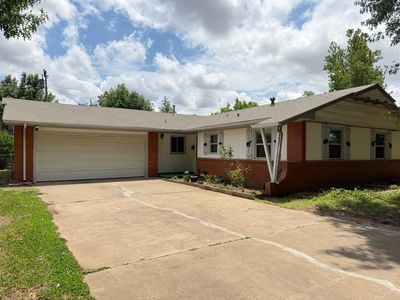 1733 W Thompson Ave