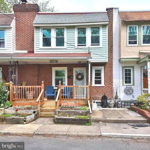 223 Parkside Ln