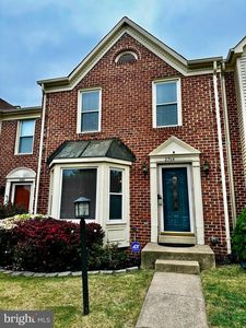 2764 Winston Ct