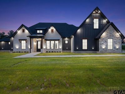 17402 Woodcrest Cir