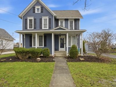 9918 Cayuga Dr