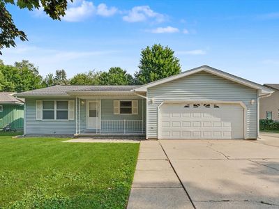 2618 W John St