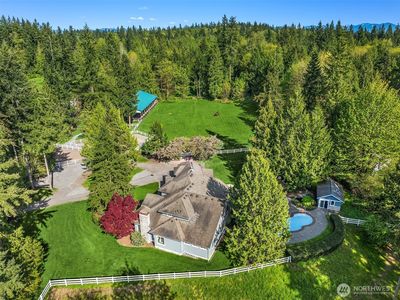 2320 Quail Creek Way NE