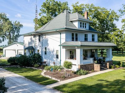 467 N 42nd Rd