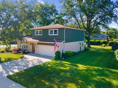 2143 E Peachtree Ln