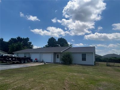 22037 Cheryl Dr