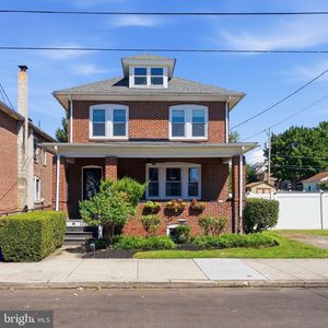 1027 South St