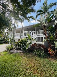 7215 Hendry Creek Dr