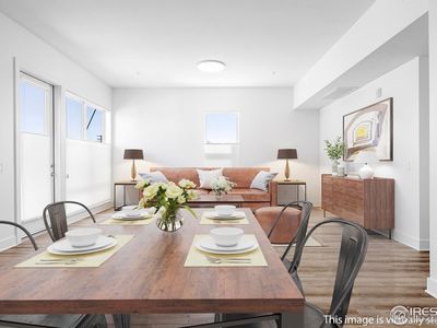 1707 Walnut St #207