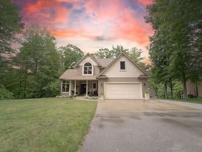 868 N Francis Shores Ave