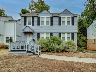 2633 NW 24th St