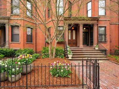 381 Beacon St