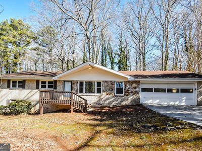 156 King David Dr SW