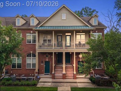 456 Boardwalk Dr