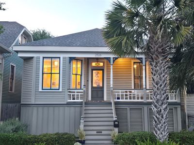 2526 Ursuline