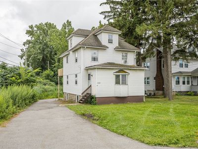 1209 Ridge Rd