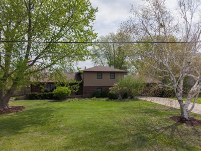 1102 Countryside Ln