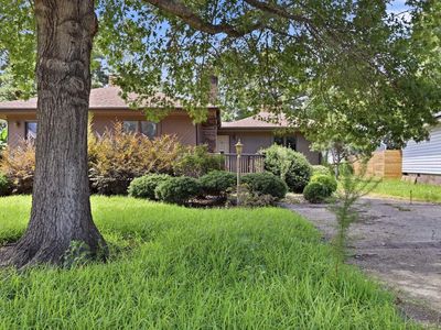3533 Lighthouse Way