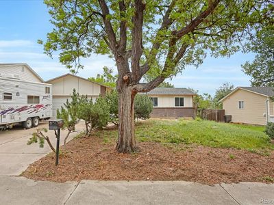 2832 S Mobile Street