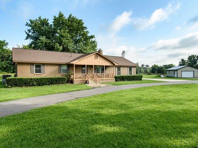 8409 Carrie Dr