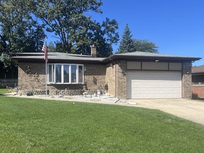 3004 S Lynn Ct