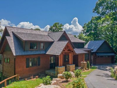 523 Broadview Dr