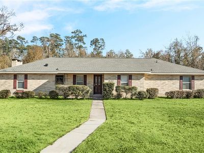 3808 Thomas Dr