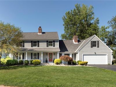 3270 Greenleafe Dr