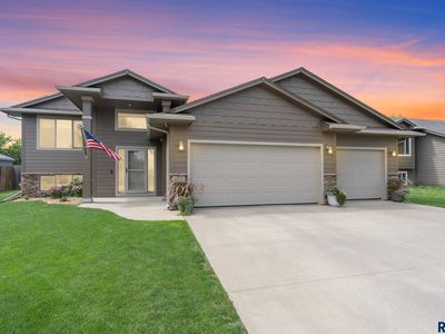 605 Cedar Dr