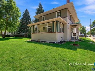 235 N Duluth Ave