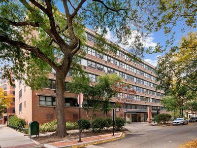 2300 N Commonwealth Ave APT 7H