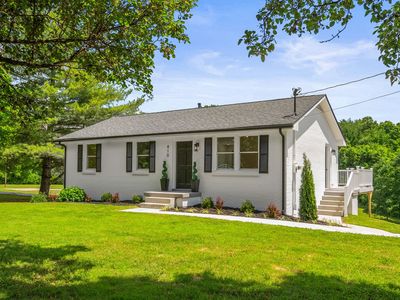 410 Bellamy Ln