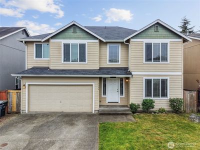1324 E 181st Street Ct E