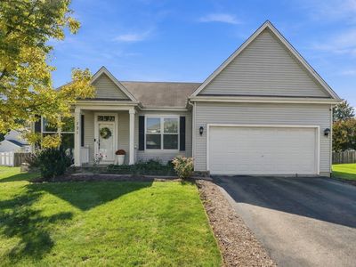 Property at 721 Periwinkle Ln, Aurora, IL