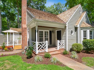 2365 Brisbayne Cir