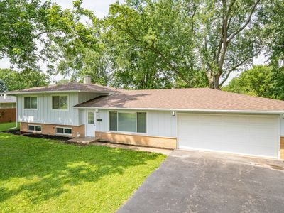 936 Cuyahoga Dr